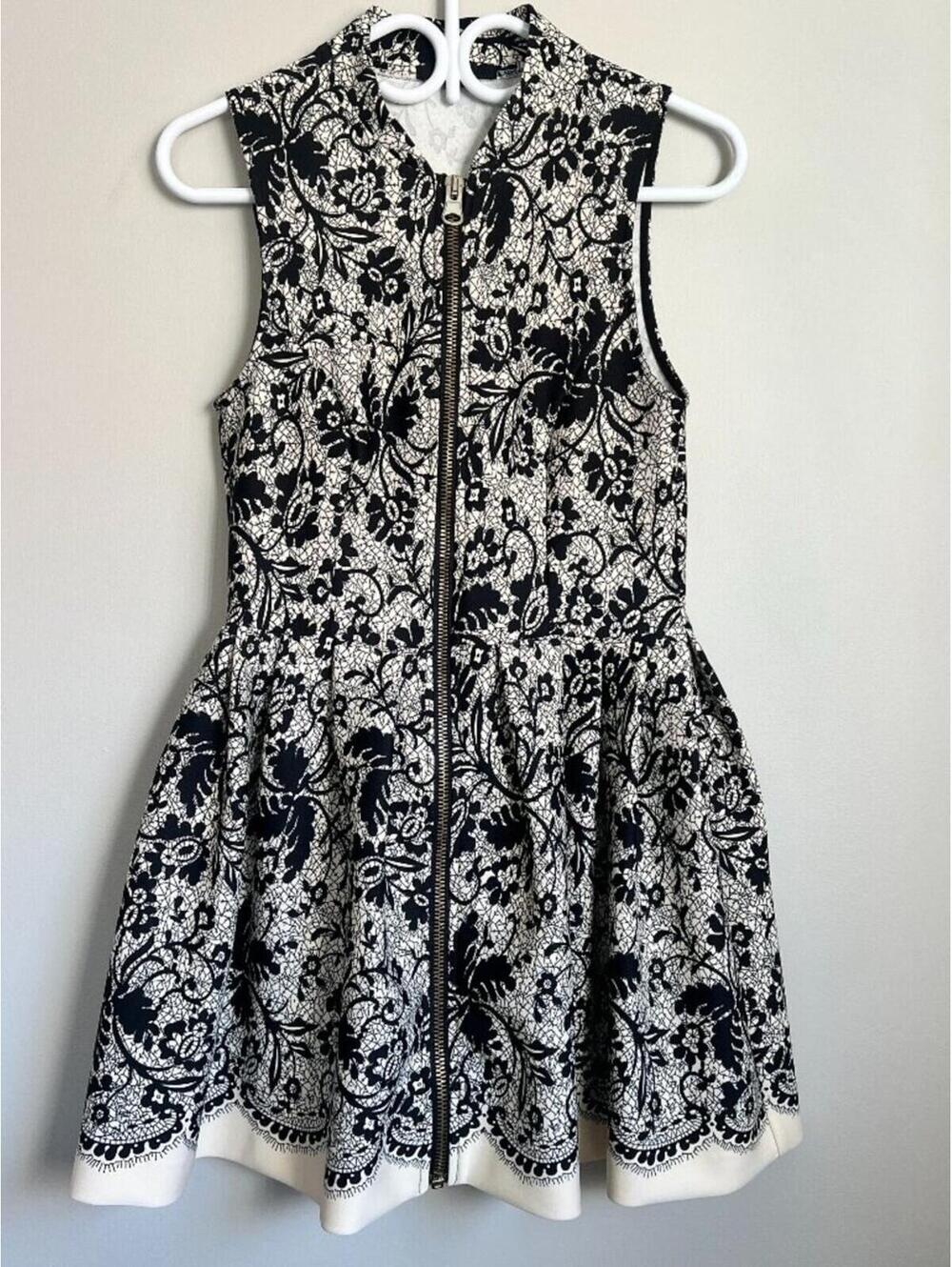 Forever 21 Sleeveless Fit & Flare Dress Women's Small